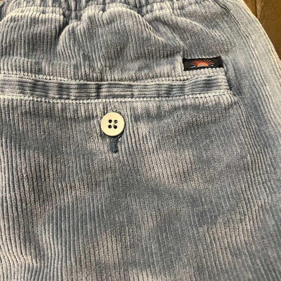 FAHERTY
6" Drawstring Cord Short - Picture 9 of 11